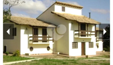 Sobrado à venda com 5 quartos, sendo 1 suíte,  em Olho D'água, Mairiporã, SP