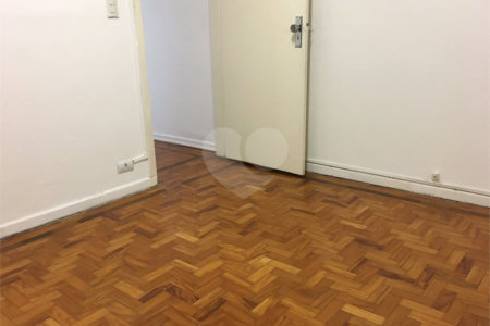Casa à venda com 3 quartos, sendo 1 suíte, em Jardim São Paulo(zona Norte), São Paulo, SP