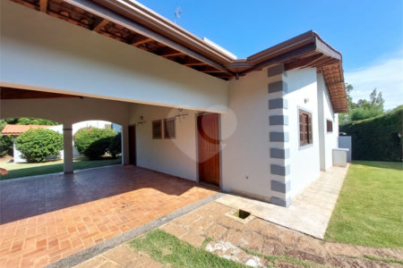 Casa à venda com 4 suítes no condomínio Monte Belo, Salto - SP