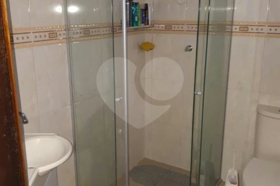 Sobrado à venda com 3 quartos, sendo 1 suíte,  em Tremembé, São Paulo, SP