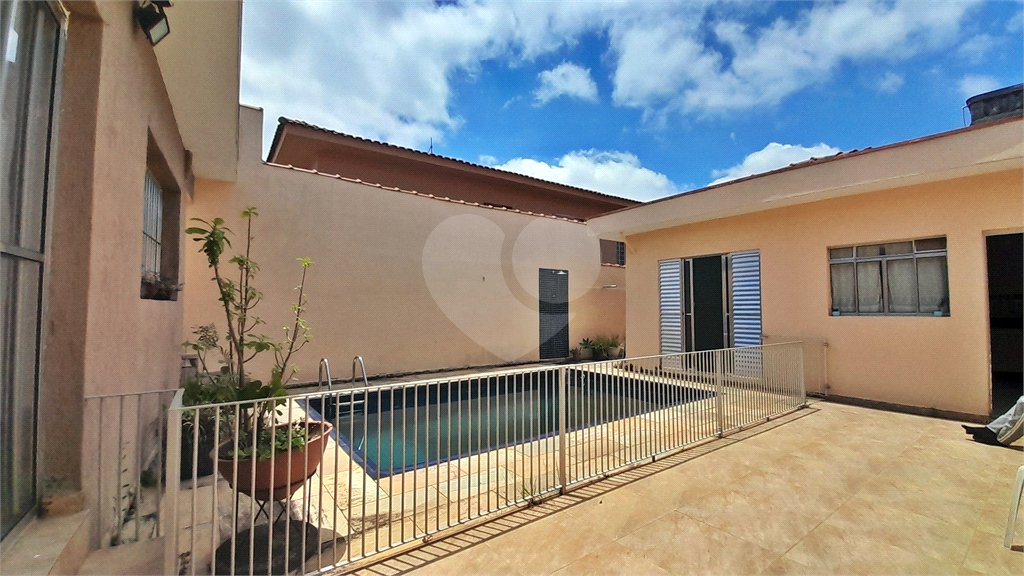 Casa Térrea à venda com 3 quartos em Vila Gustavo, São Paulo, SP