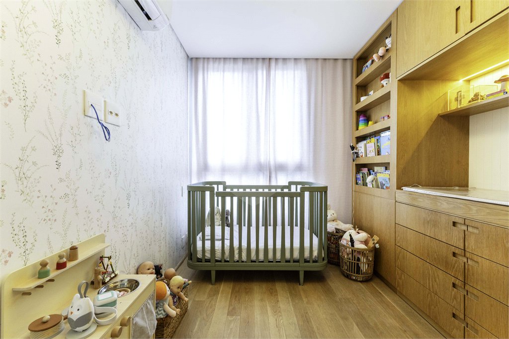 Apartamento à venda com 3 suítes em Jardim das Bandeiras, São Paulo, SP