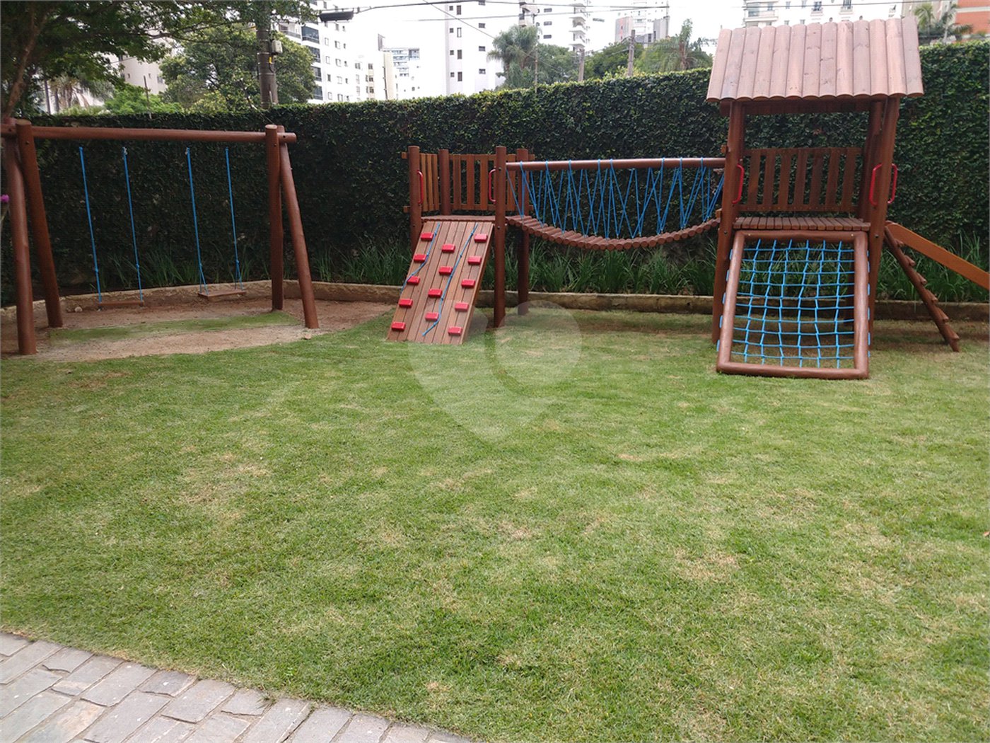 Apartamento para alugar com 2 quartos, sendo 1 suíte, em Campo Belo, São Paulo, SP