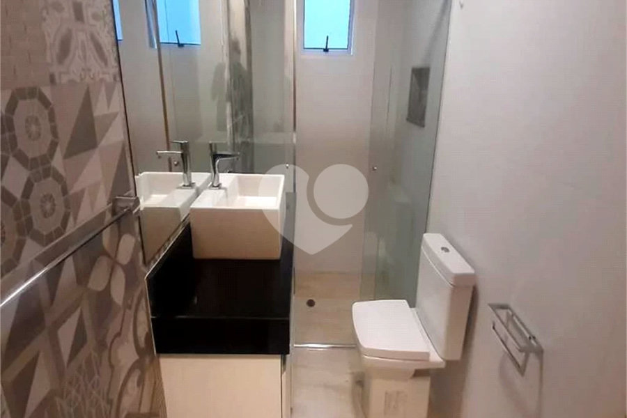 Casa à venda com 3 quartos, sendo 1 suíte, no condomínio Jardim da Montanha I, Mairiporã - SP