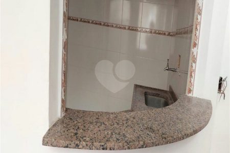 Sobrado à venda com 3 quartos, sendo 2 suítes, em Vila Paulicéia, São Paulo, SP
