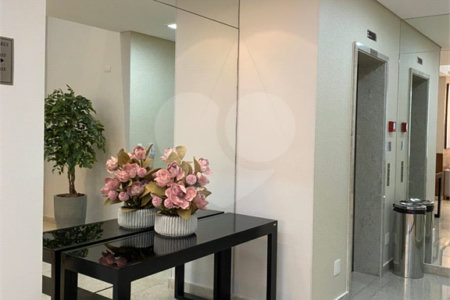 Apartamento à venda com 3 quartos, sendo 1 suíte, em Vila Regente Feijó, São Paulo, SP