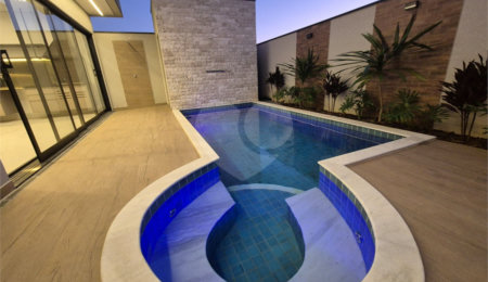 Casa à venda com 4 suítes no condomínio Residencial Dona Maria Candida, Indaiatuba - SP
