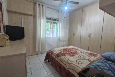 Casa térrea 280m² de terreno 3 dorms 1 suíte