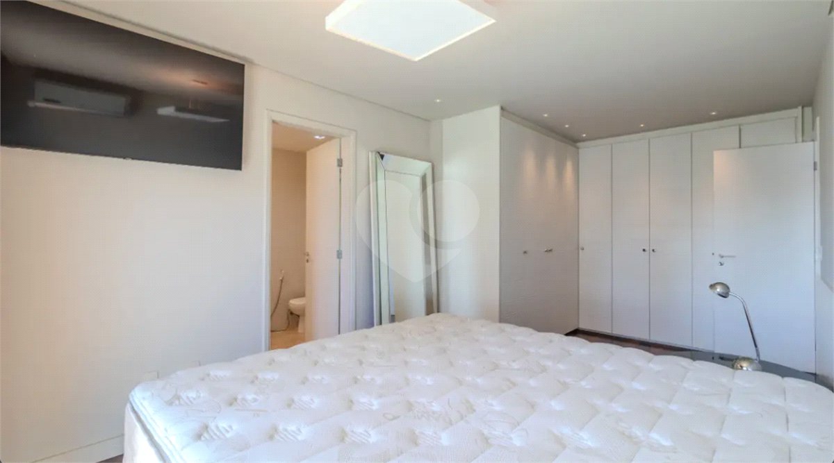 Apartamento à venda com 4 quartos, sendo 3 suítes, em Cidade Monções, São Paulo, SP