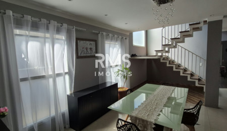 Casa à venda com 4 quartos, sendo 3 suítes,  em Parque São Camilo, Itu, SP