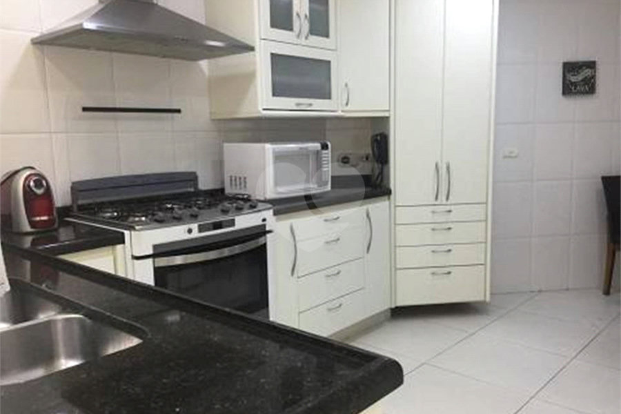 Casa à venda com 4 quartos, sendo 3 suítes,  no condomínio Residencial Nova Cantareira, São Paulo - SP
