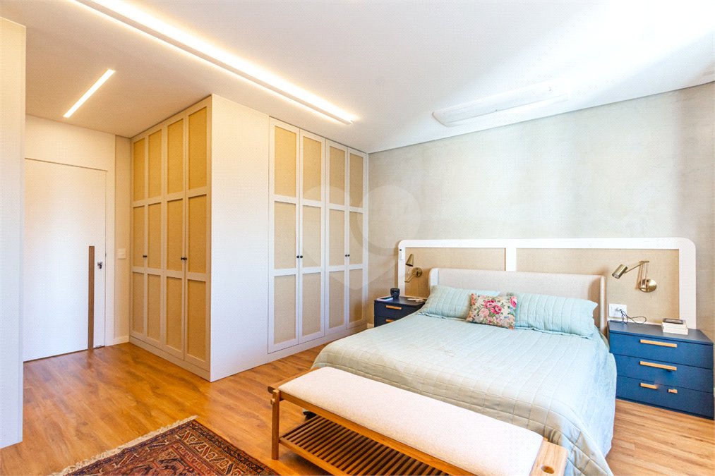 Cobertura à venda com 4 quartos, sendo 2 suítes,  em Santo Amaro, São Paulo, SP