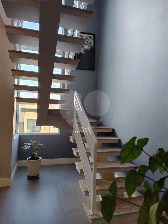 Casa à venda com 3 suítes no condomínio Jardim Maringá, Indaiatuba - SP