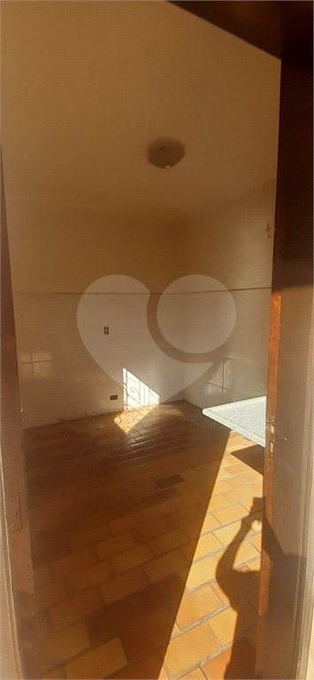 Casa à venda com 3 quartos, sendo 1 suíte, em Vila Gustavo, São Paulo, SP
