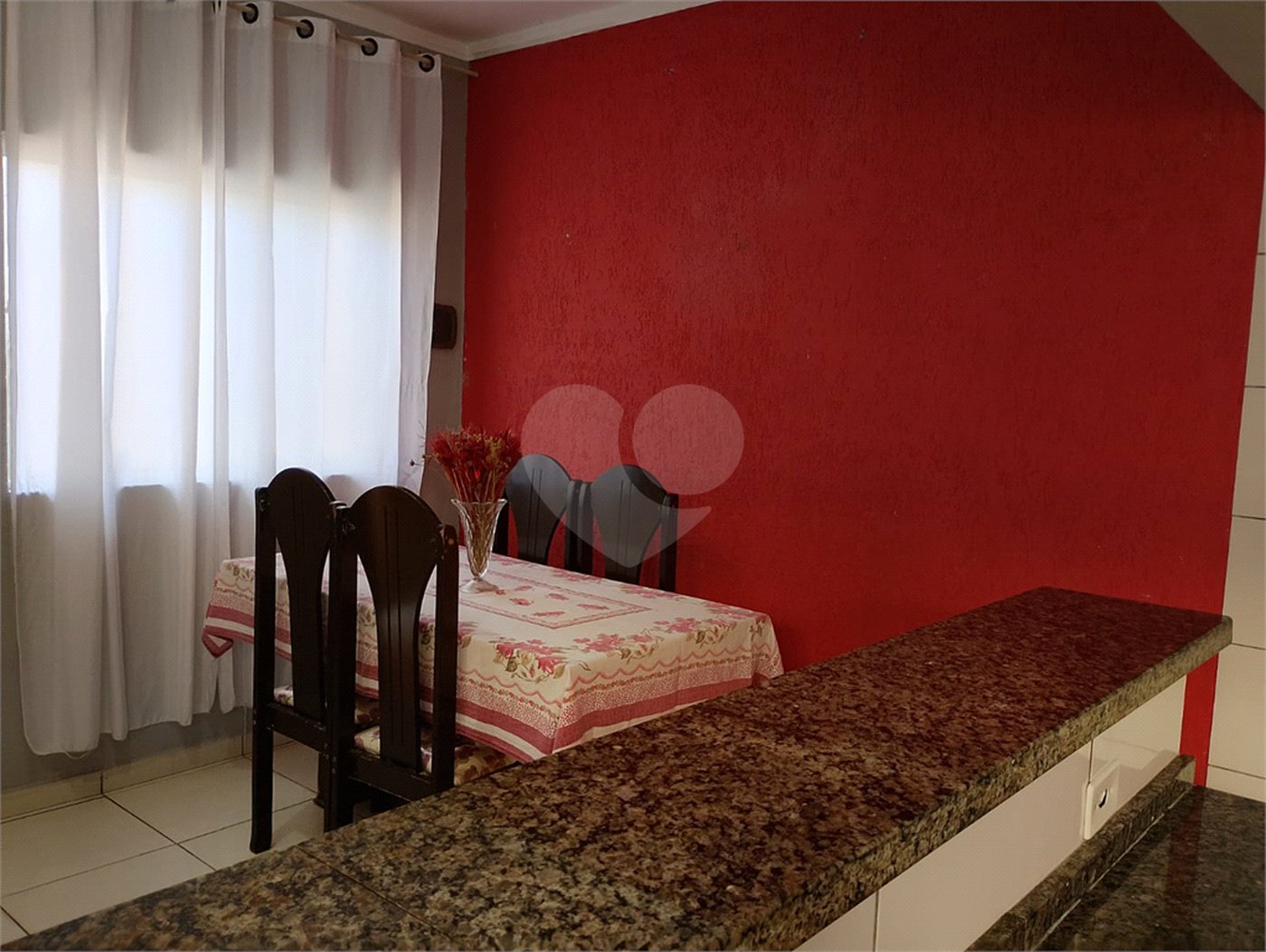 Casa à venda com 3 quartos, sendo 1 suíte, em Convívio do Santo, Porto Feliz, SP
