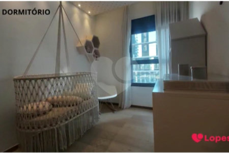 Apartamento à venda com 2 quartos, sendo 1 suíte,  em Jardim das Acácias, São Paulo, SP