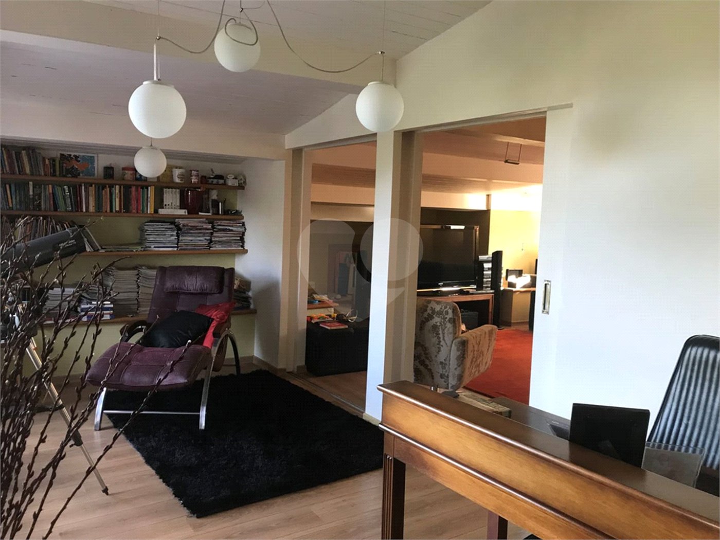 Casa à venda com 4 quartos, sendo 3 suítes, no condomínio Alpes da Cantareira, Mairiporã - SP