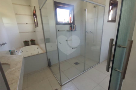 Casa à venda com 3 quartos, sendo 1 suíte, em Jardim Panorama, Valinhos, SP