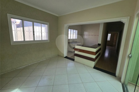 Casa à venda com 3 quartos em Vila Aparecida, Itapetininga, SP