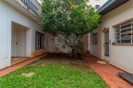 Casa Térrea à venda com 3 quartos, sendo 1 suíte, em Santo Amaro, São Paulo, SP
