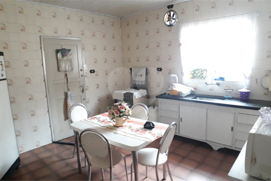 Casa Térrea à venda com 3 quartos, sendo 1 suíte, em Carandiru, São Paulo, SP