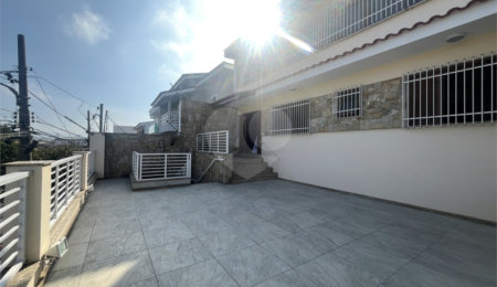 Casa à venda com 4 quartos, sendo 3 suítes,  em Vila Guilherme, São Paulo, SP