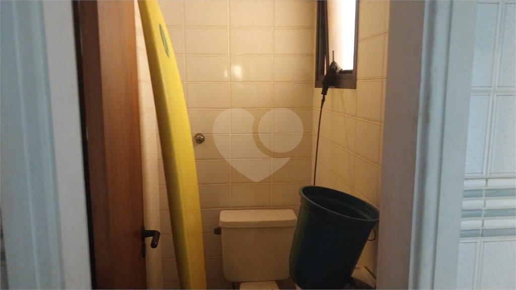 Apartamento à venda com 4 quartos, sendo 2 suítes, em Tombo, Guarujá, SP