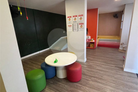 Apartamento à venda com 2 quartos, sendo 1 suíte,  em Brás, São Paulo, SP