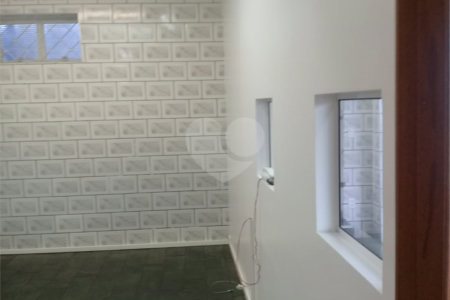 Sobrado à venda com 4 quartos, sendo 2 suítes,  em Jardim Regina, Indaiatuba, SP