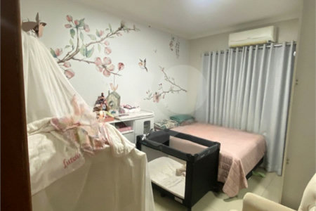 Casa à venda com 3 quartos, sendo 1 suíte, em Ipê, Três Lagoas, MS