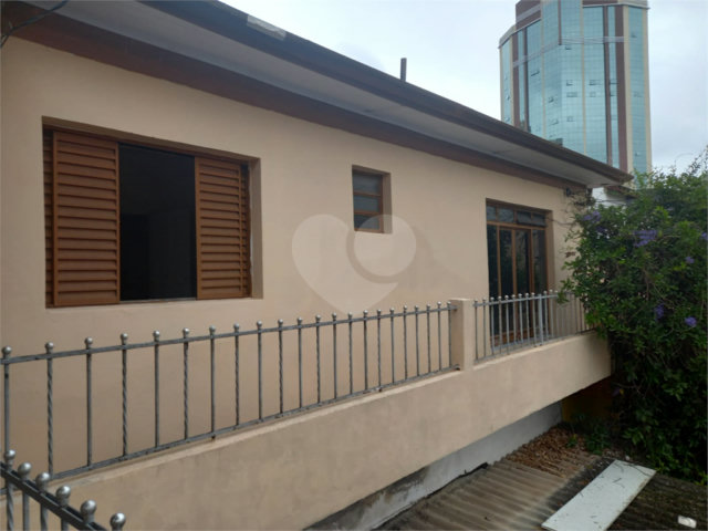 Sobrado à venda com 3 quartos, sendo 1 suíte,  em Santana, São Paulo, SP