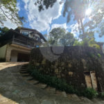 Casa à venda com 3 quartos, sendo 4 suítes, no condomínio Alpes da Cantareira, Mairiporã - SP
