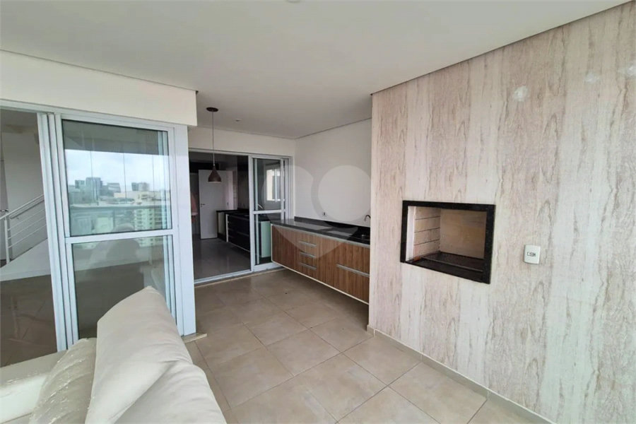 Apartamento à venda ou para alugar com 4 quartos, sendo 3 suítes, em Santana, São Paulo, SP