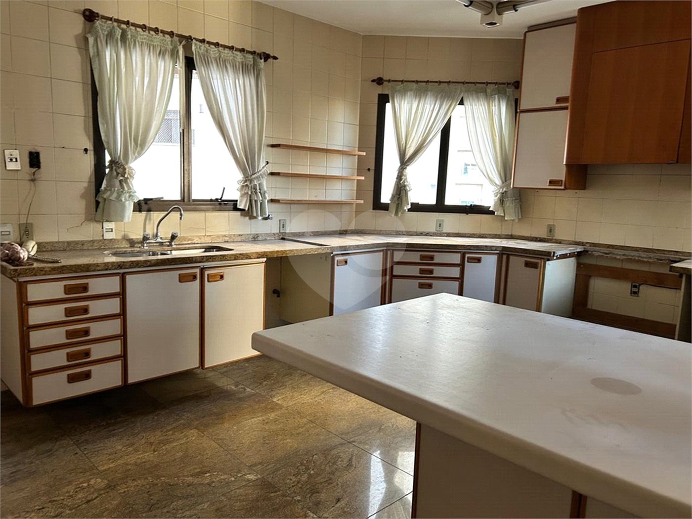Apartamento à venda com 4 suítes em Santana, São Paulo, SP