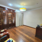 Apartamento Alto Padrão Frente Mar com 4 Dormitórios, 3 Suítes e 3 Vagas na Orla de Santos