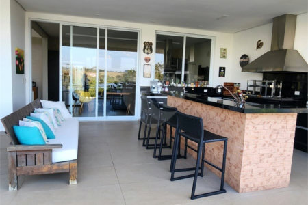 Casa à venda com 4 suítes no condomínio Village Ipanema 1, Araçoiaba da Serra - SP