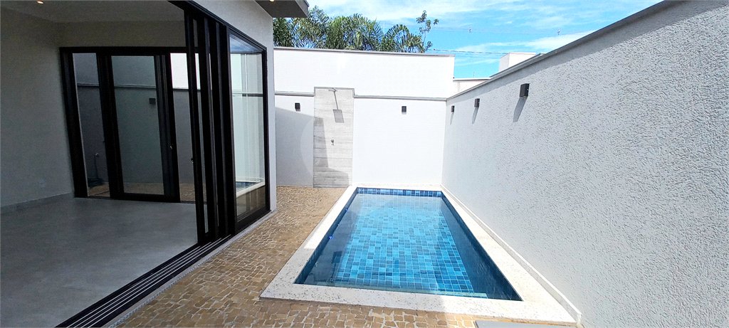 Casa Térrea à venda com 3 suítes em Jardim Valencia, Ribeirão Preto, SP