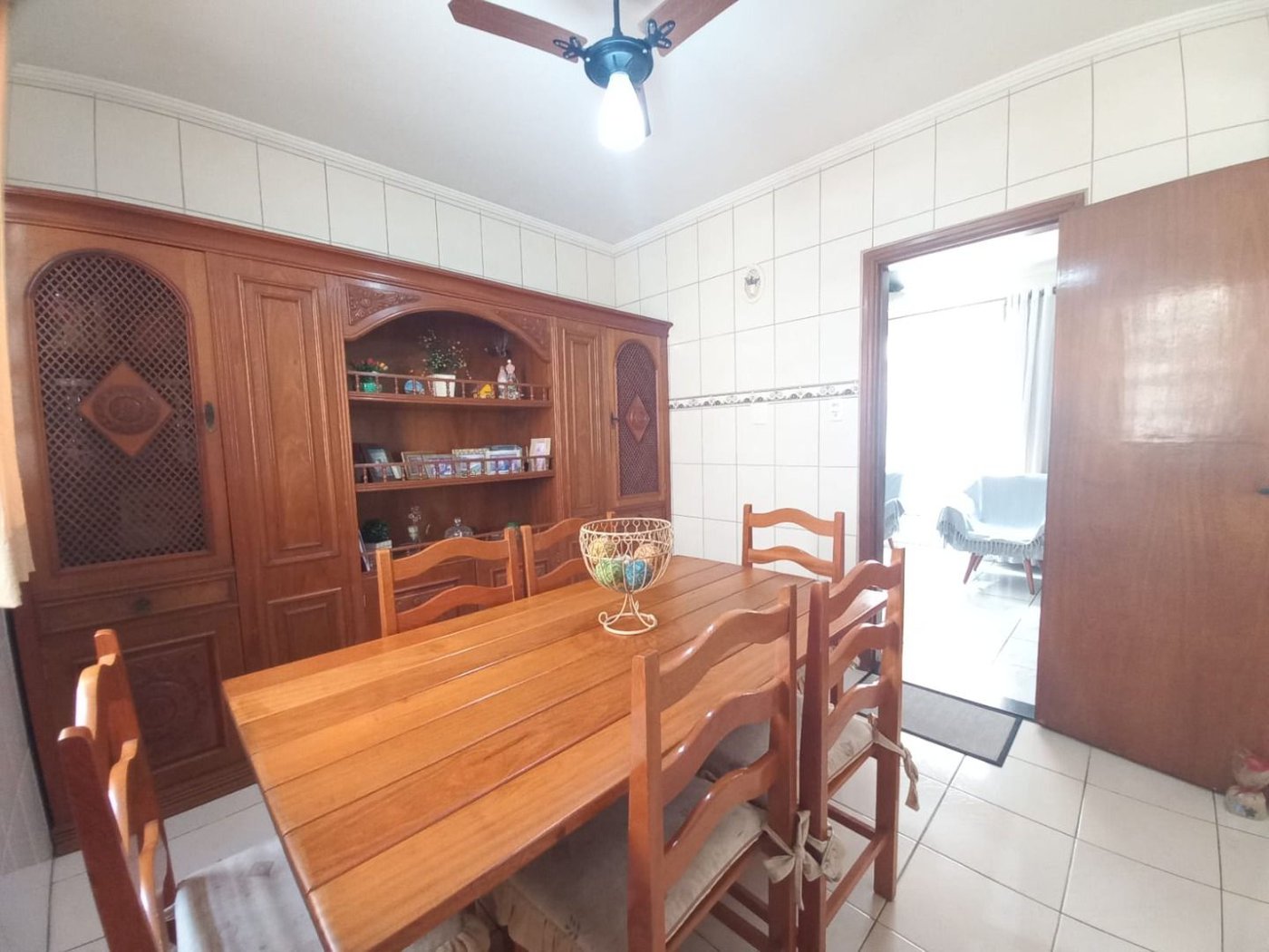 Belíssimo Apartamento de Frente, 3 Quartos, com Garagem Fechada, à Venda no Marapé – Santos/SP