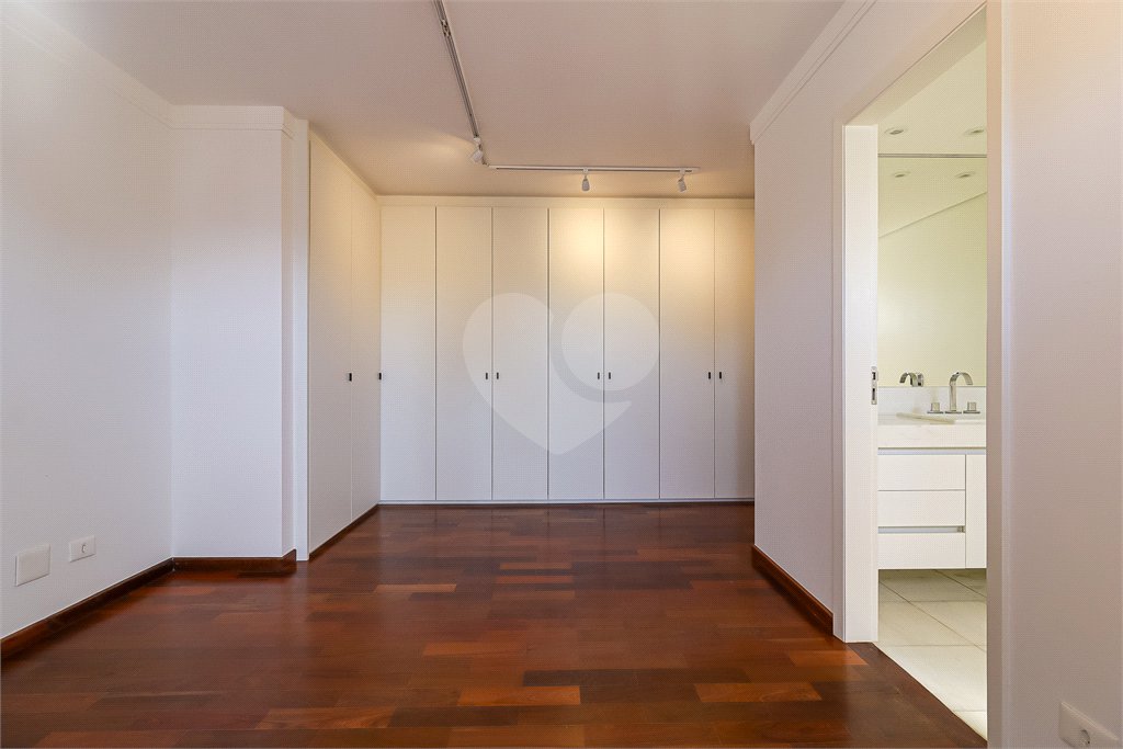 Apartamento à venda com 3 suítes em Cidade Monções, São Paulo, SP