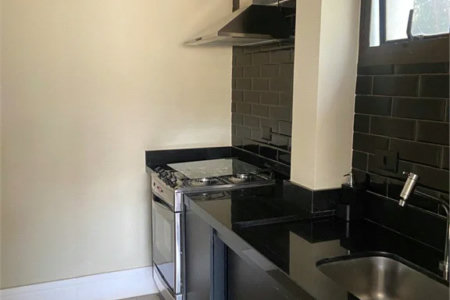 Apartamento à venda com 4 quartos, sendo 2 suítes,  em Vila Andrade, São Paulo, SP