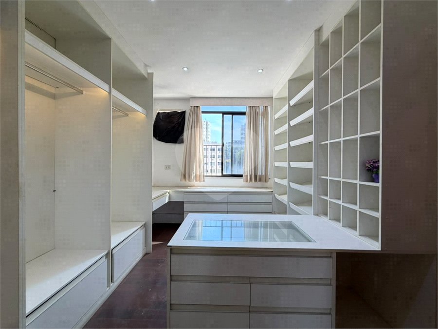 Apartamento à venda com 5 quartos, sendo 3 suítes, em Tijuca, Rio de Janeiro, RJ