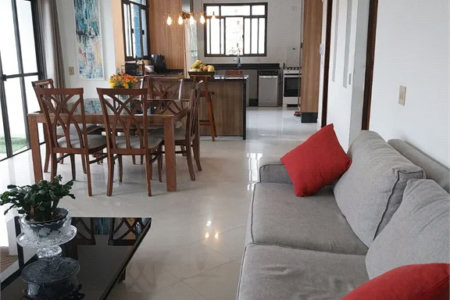 Apartamento à venda com 4 quartos, sendo 1 suíte, em Vila Ipojuca, São Paulo, SP