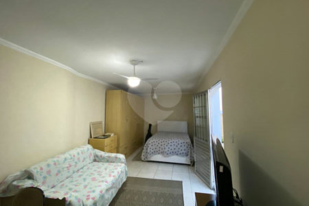 Casa à venda com 3 quartos, sendo 2 suítes, em Parada Inglesa, São Paulo, SP