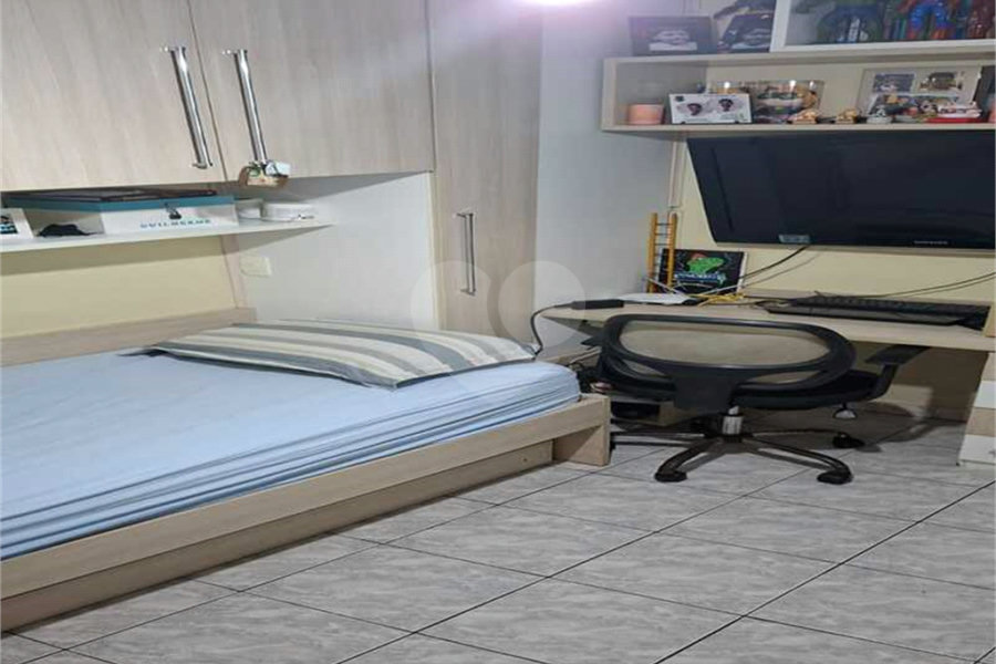 Sobrado à venda com 2 quartos, sendo 1 suíte, em Vila Nova Cachoeirinha, São Paulo, SP