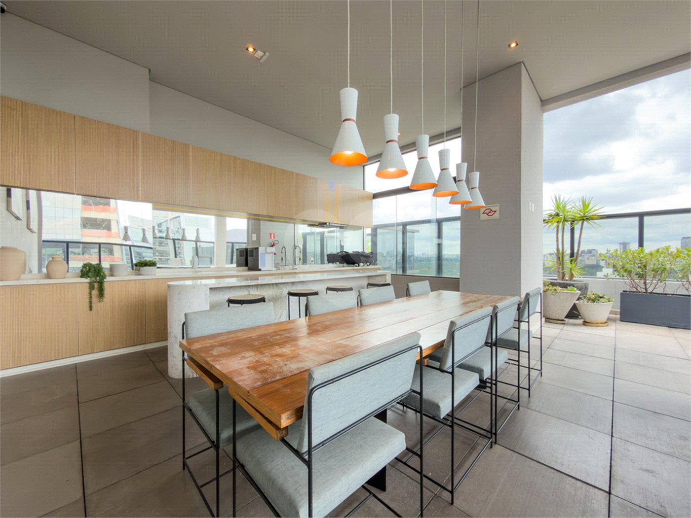 Apartamento à venda com 3 suítes em Pinheiros, São Paulo, SP
