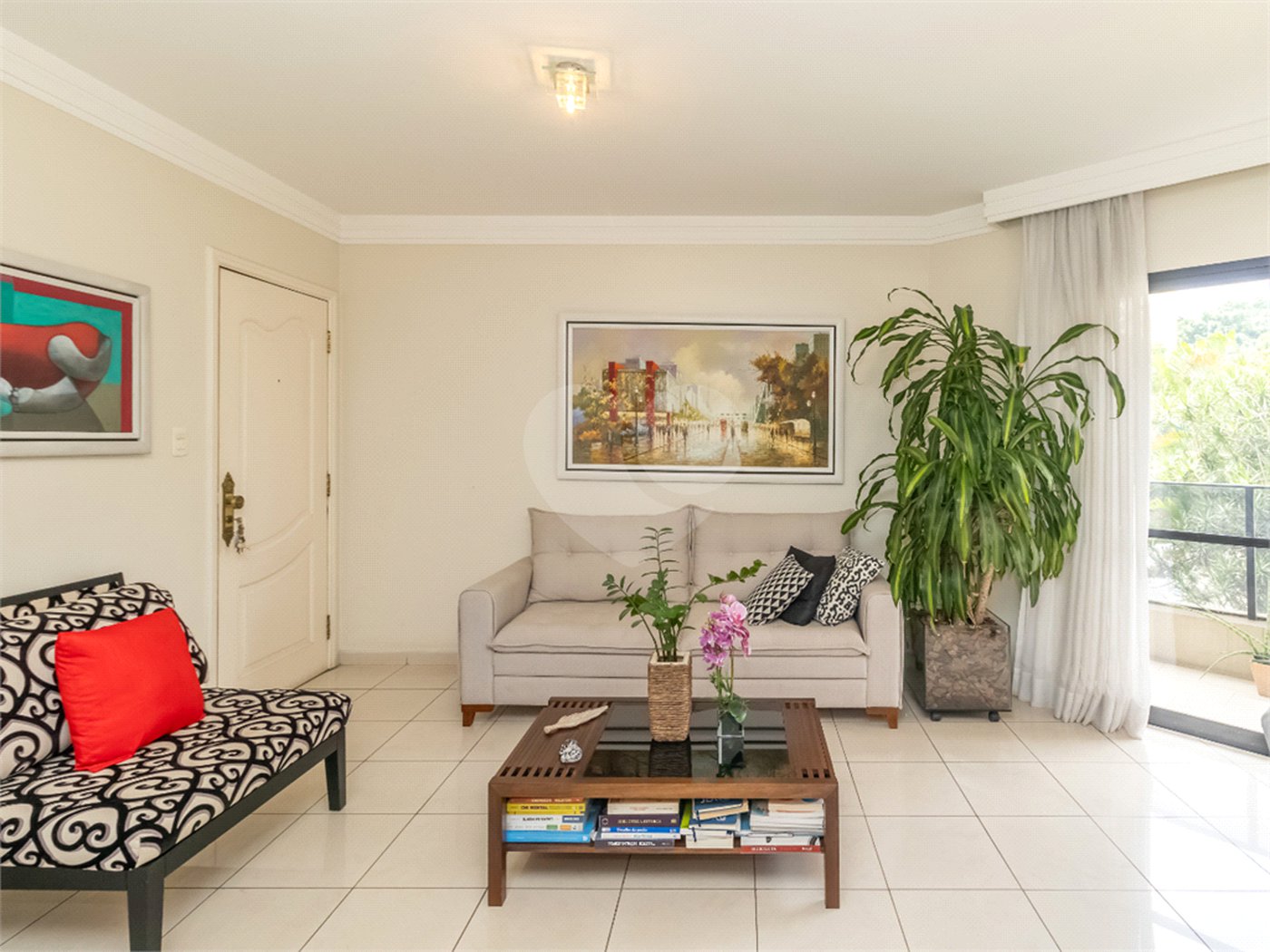 Apartamento à venda com 3 quartos, sendo 1 suíte,  em Vila Clementino, São Paulo, SP