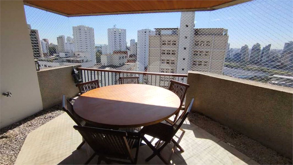 Duplex para alugar com 3 suítes em Real Parque, São Paulo, SP