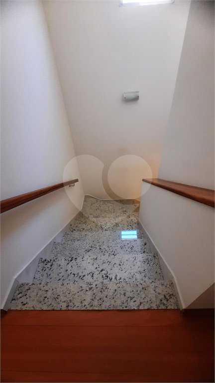 Sobrado à venda com 3 quartos, sendo 1 suíte, em Jardim Marajoara, São Paulo, SP
