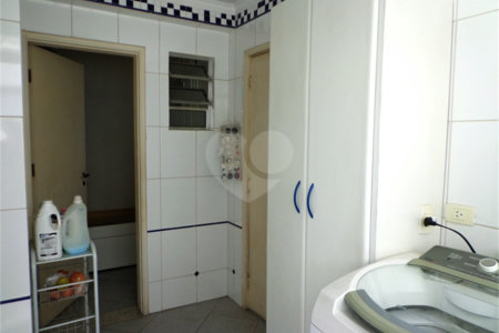 Apartamento à venda com 3 quartos, sendo 1 suíte, em Santa Cecília, São Paulo, SP