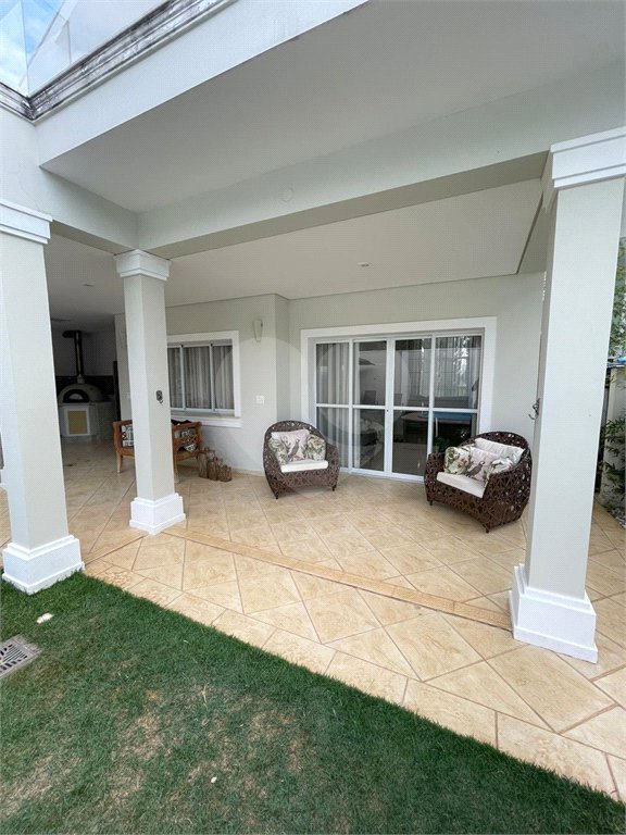 Casa à venda com 3 suítes no condomínio Villagio Di Verona, Vinhedo - SP